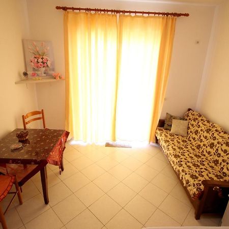 Mona'S Apartments 1 Saranda Zewnętrze zdjęcie